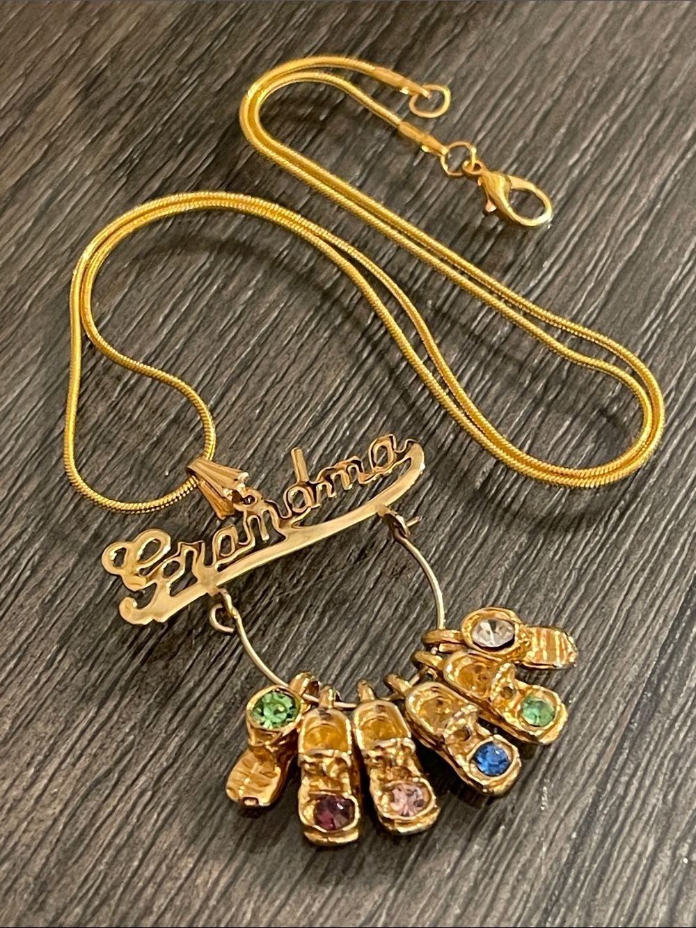 Vintage Gold-Tone “Grandma” Baby Bootie Birthstone Charm Holder with Chain